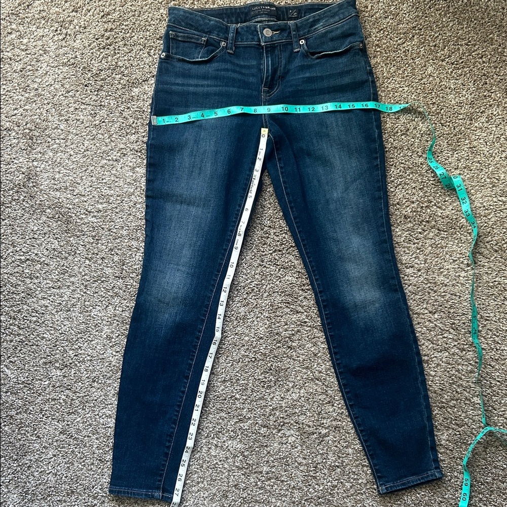 Lucky: Women's Blue Jeans - Picture 2 of 4